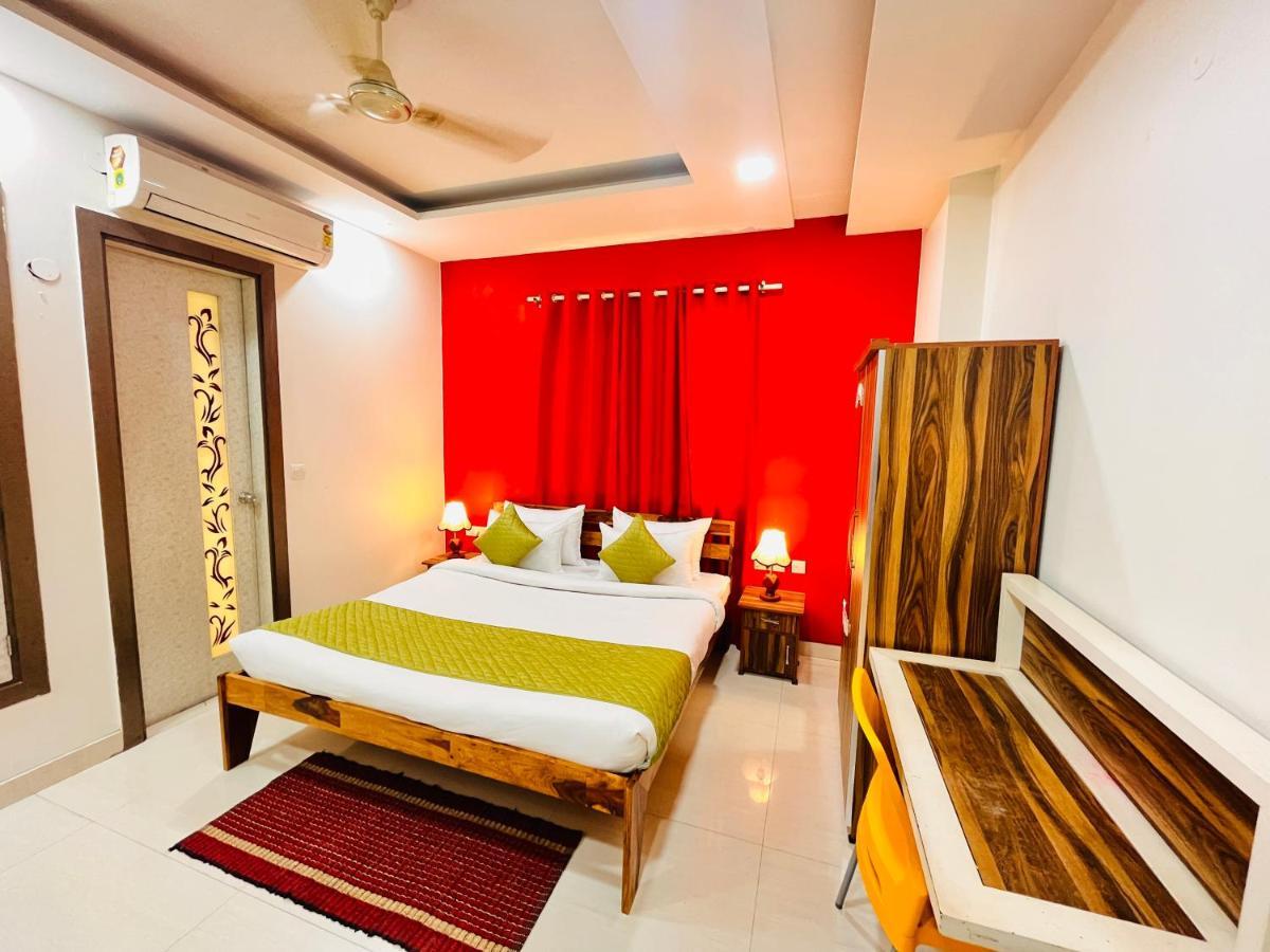 Hotel Park Pride Pitampura New Delhi, Couple Friendly Bagian luar foto