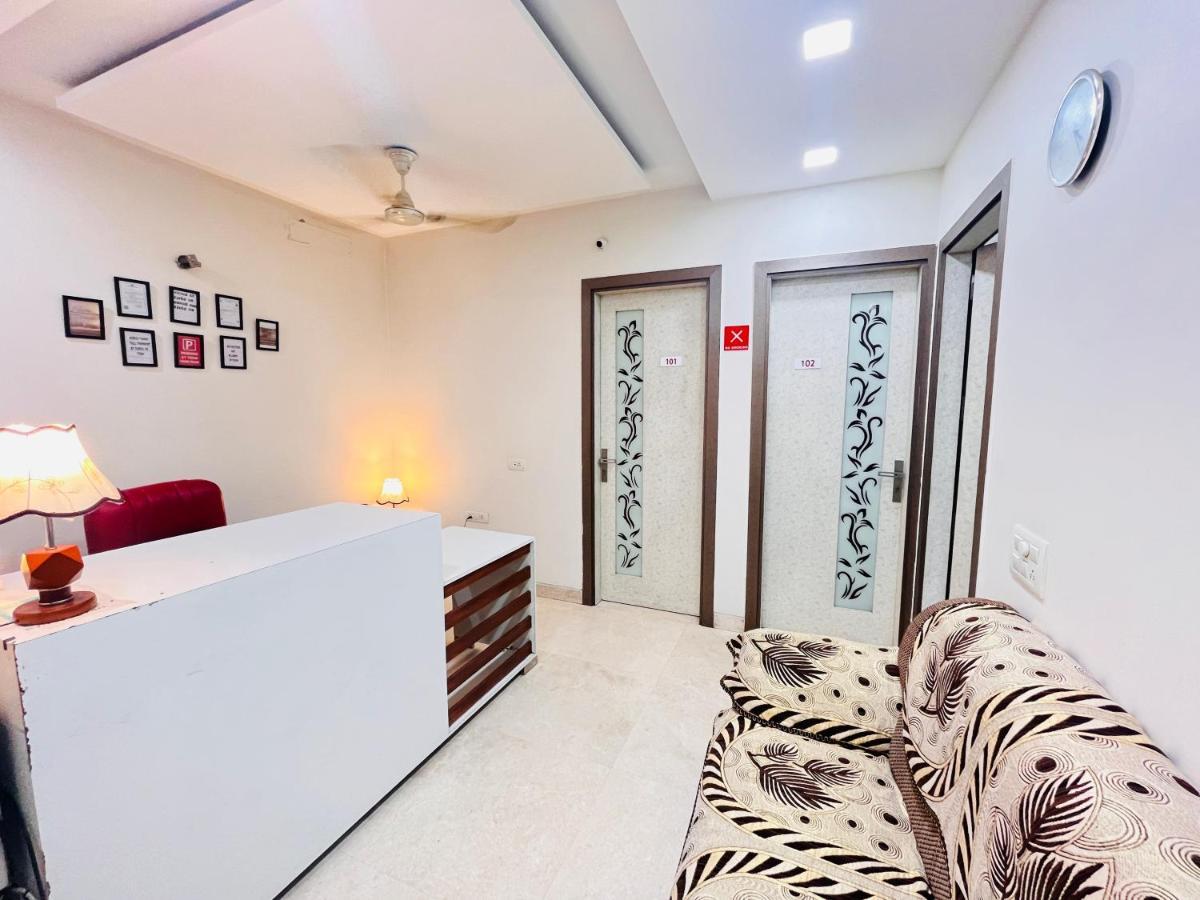 Hotel Park Pride Pitampura New Delhi, Couple Friendly Bagian luar foto