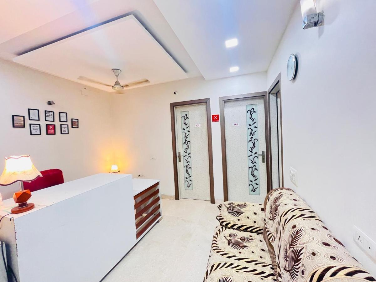 Hotel Park Pride Pitampura New Delhi, Couple Friendly Bagian luar foto