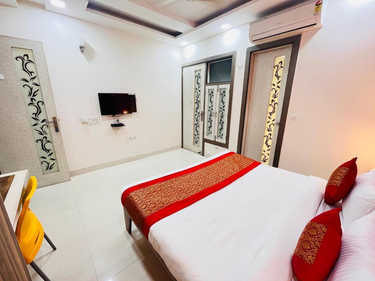 Hotel Park Pride Pitampura New Delhi, Couple Friendly Bagian luar foto